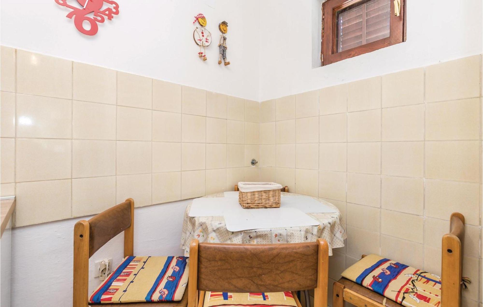 Stunning Apartment In Barbat-Rab With Wifi Barbat na Rabu Exterior foto